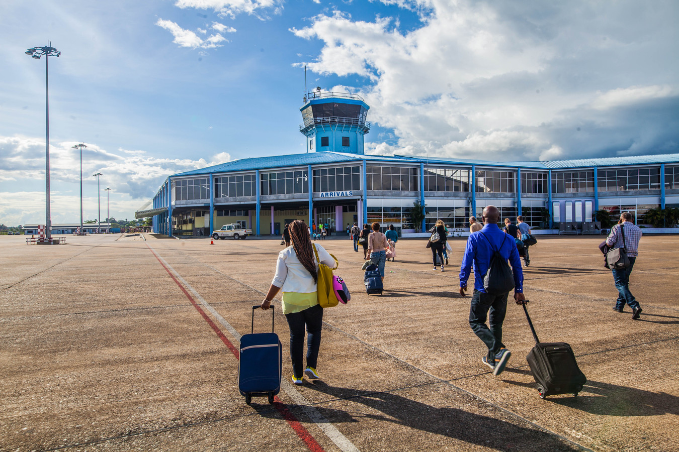 Luchthavenpersoneel smokkelt coke naar Schiphol vanuit