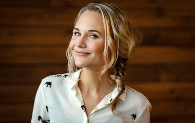 Kimberley zet sterk ventje op de wereld, Inge verstrikt in net