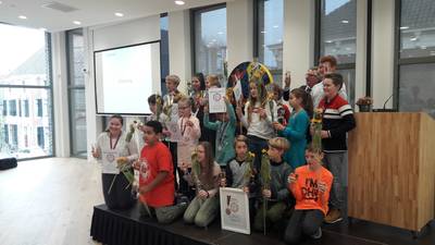 Wageningen eert jonge helden met jeugdlintjes