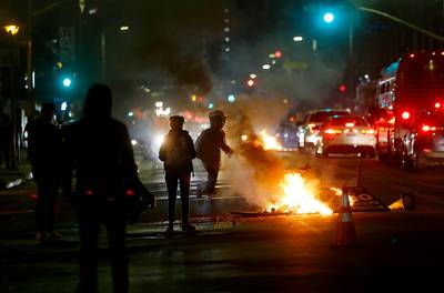 Affaire George Floyd: plus de 500 personnes arrêtées pendant la nuit à Los Angeles