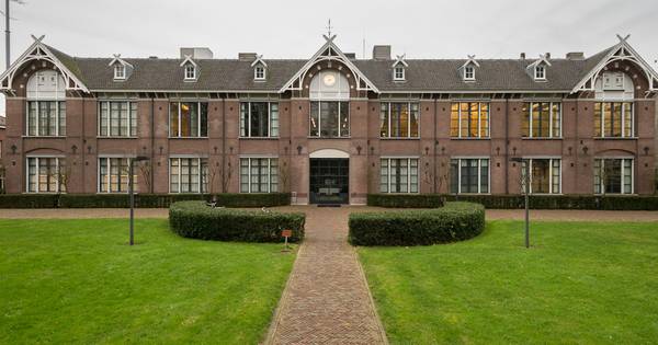 Patiënt gooit kan kokendheet water over medewerkster Veldzicht - De Stentor