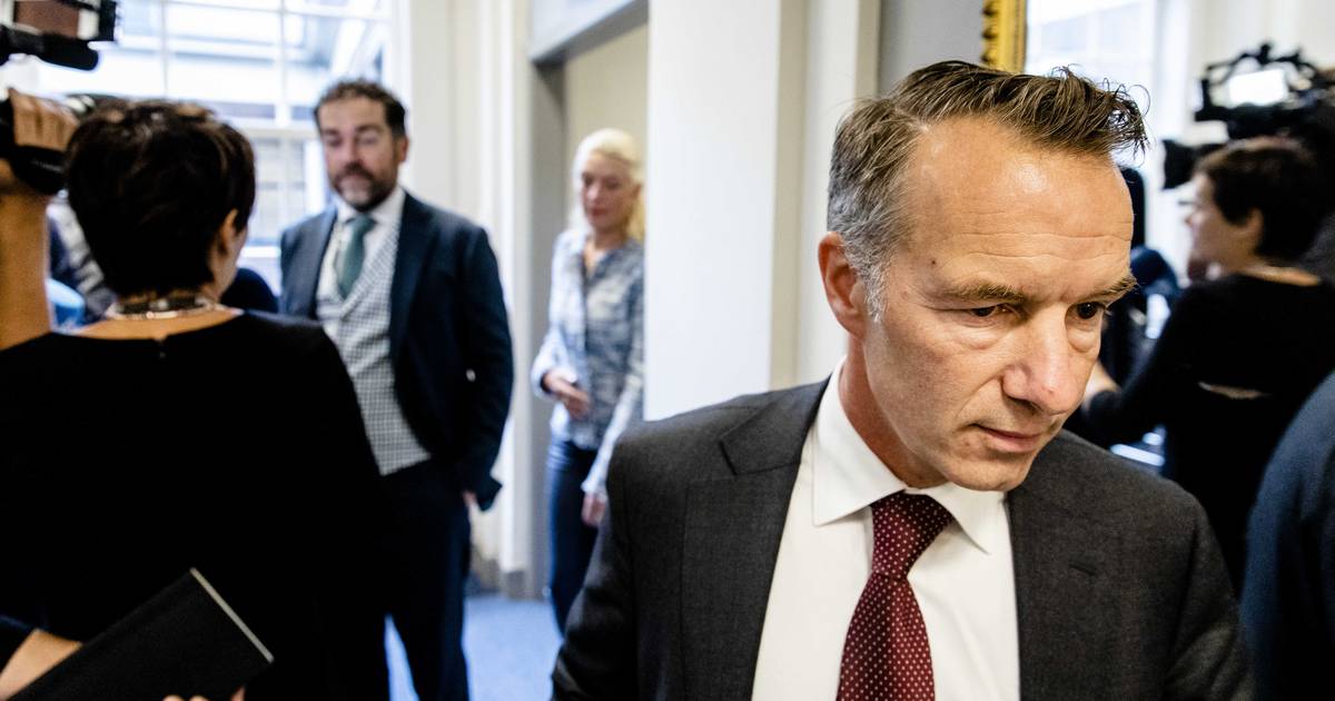 Omstreden Kamerlid Wybren van Haga uit VVD-fractie gezet | Politiek | AD.nl