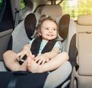 ‘Naar je baby lachen kan dodelijk zijn’: nieuwe campagne wijst op gevaar van afleiding achter het stuur