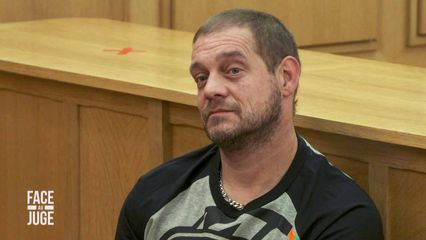 1. Il a oublié de passer le permis