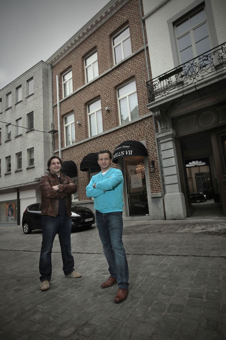 Zwembad De Motten Tongeren Tongeren Beste Hotelstad Van Belgie Tongeren In De Buurt Hln