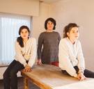 550 kinderen zitten elke dag 3,5 uur op  schoolbus, zonder drinken of wc