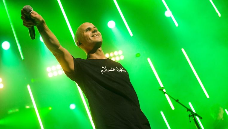Vier Redenen Waarom Milow Zwartkijkers Lik Op Stuk Geeft