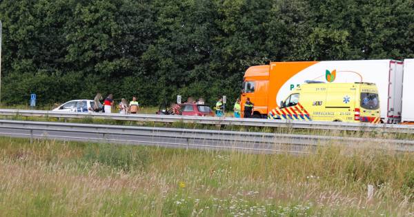 Botsing tussen twee auto's op A73 bij Haps
