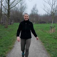 Dít is de perfecte lichaamshouding tijdens het wandelen