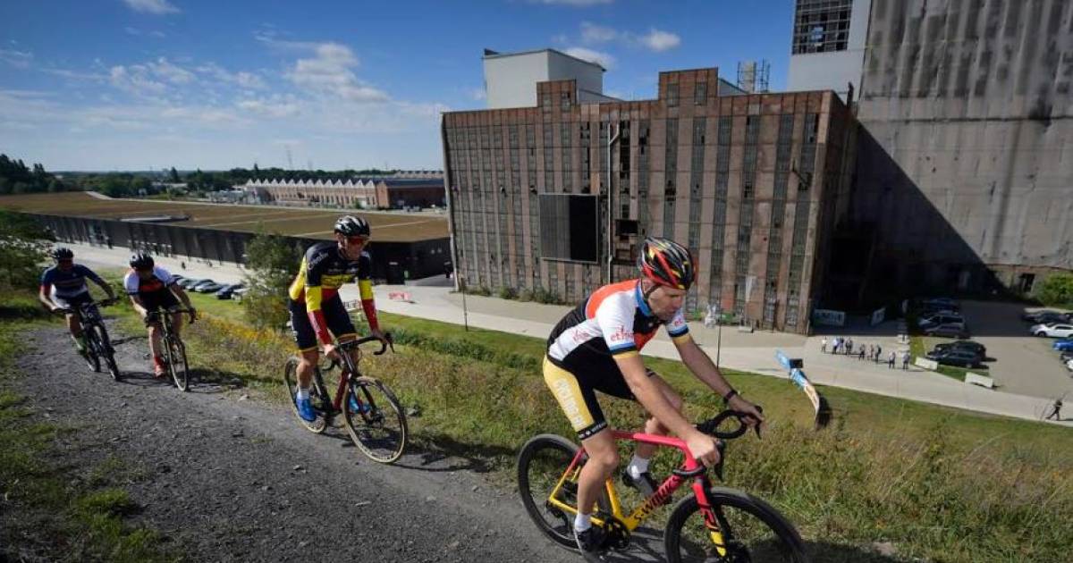 Kijk live op HLN.be naar de 8 Ethias Crossen | Veldritopener in Eeklo | hln.be