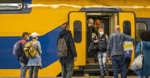 Zaak Tielenaar over handhaving 1,5 meter afstand in de ...