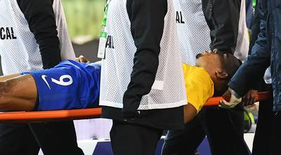 City-talent Gabriel Jesus breekt oogkas na botsing met ploeggenoot