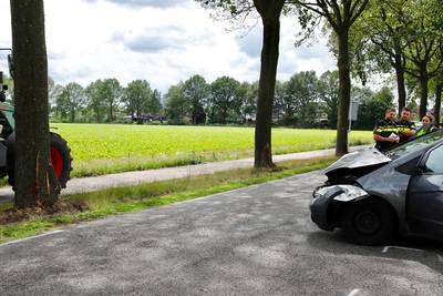 Eenzijdig auto-ongeluk op De Quayweg in Landhorst