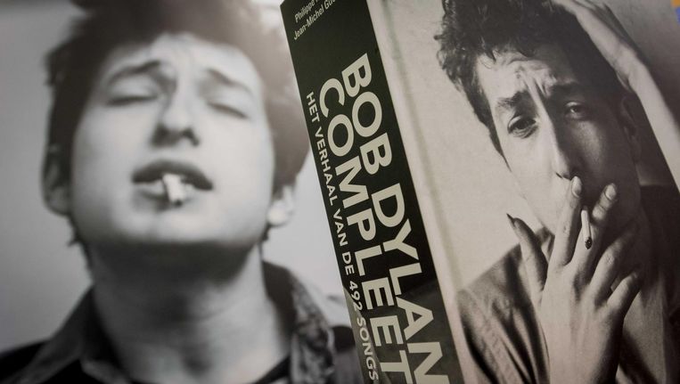 Mooie songteksten, maar Nobelprijs voor Literatuur? | De Volkskrant