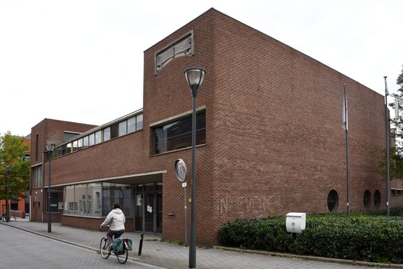 Get Wallpaper Zaal Den Bond Failliet Verklaard Turnhout In De Buurt Hln HD