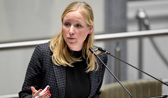 Minister Depraetere (Vooruit) heeft warmtepompplan klaar om ‘airco’s uit verdomhoekje te halen’