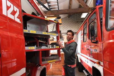 Michel handelt in brandweerwagens: ‘Tachtig procent wordt gekocht door mensen die willen reizen’
