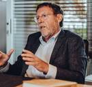 Siegfried Bracke: ‘De VRT weet niet meer wat nieuws is. Kijkt iemand van de bazen eigenlijk nog naar de programma's?’