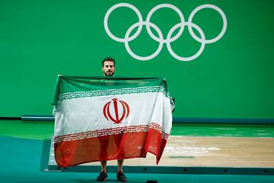 Iraanse olympiër wil gouden medaille veilen voor slachtoffers aardbeving