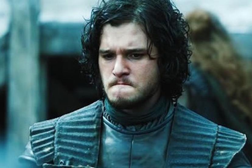 Jon Snow kijkt verdrietig, vanwege deze scènes in Game Of Thrones