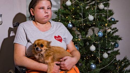 De laatste verjaardag van terminaal zieke Selin (15): “Ik wil nog één keer knutselen en spelen met mijn lievelingsnicht”
