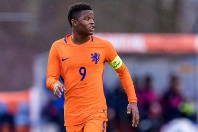 Vliegende start Oranje Onder-17 op EK