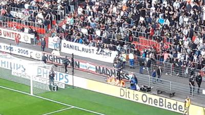 Fans van PSV én Willem II applaudisseren voor overleden student Daniël