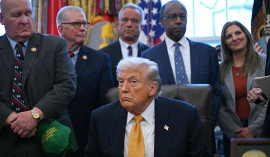 Trump na overleg met Denen: ‘We hebben Groenland nodig’ • Ook Duitsland en Frankrijk sturen militairen