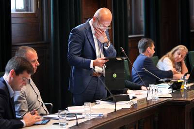 Rotterdamse wethouder stapt op om fraude Waterfront