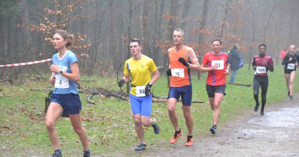 Agaba en Van den Berge zegevieren opnieuw in Spadocross - BN DeStem