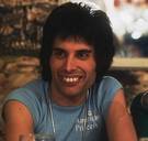 Freddie Mercury behoorde tot de 1 procent van de mensen met hyperdontie die meer dan twee extra tanden hebben 