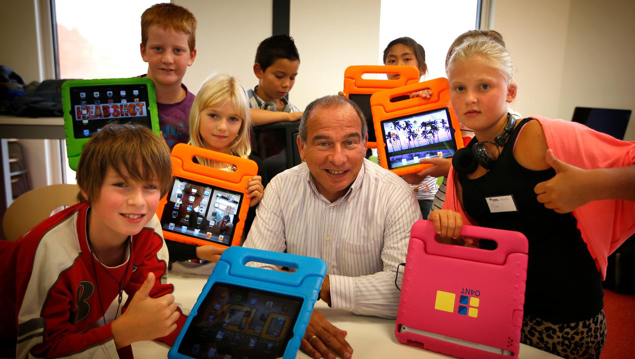 Maurice De Hond Weigert 2 Ton Van Ipadschool Terug Te Betalen Het Parool
