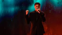 Genieten! Wesley maakt Jan opnieuw trots met ‘Hey Brother’
