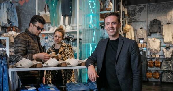 Primark Met 72 Paskamers 53 Kassa S En 450 Medewerkers In