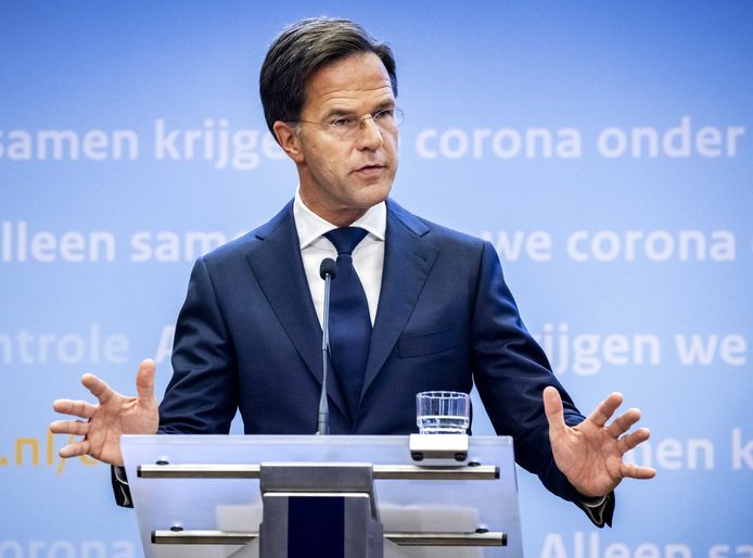 Rutte Tegen Voetbalsupporters Gewoon Je Bek Houden Politiek Destentor Nl