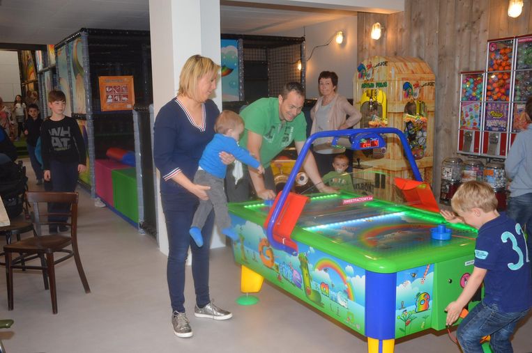 Binnenspeeltuin Voor Klein En Groot Denderleeuw In De Buurt Hln
