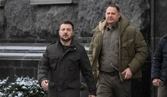 Andri Jermak, stafchef van Oekraïense president Zelensky, stapt op door corruptieschandaal