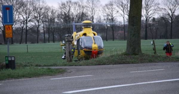Vrouw uit Enter overleden na eenzijdig ongeluk op Bornerbroekseweg.
