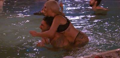 Temptation VIPS trapt af met getier en hondsbrutale verleidsters