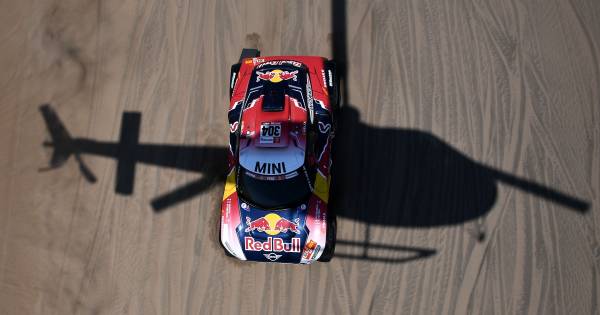 Peterhansel verlaat Dakar Rally vanwege rugklachten bijrijder | Overige sporten - BN DeStem