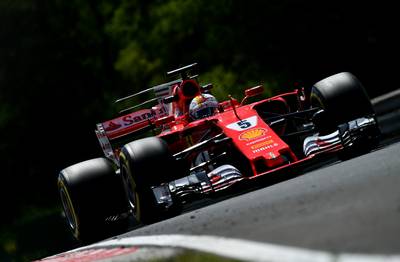 Derde vrije training: baanrecord Vettel, Ricciardo out