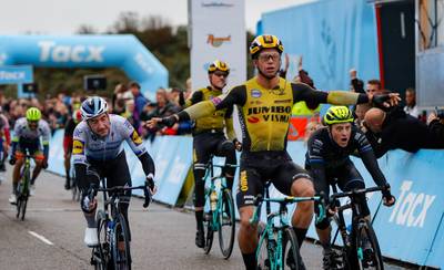 Groenewegen rondt ploegwerk af in Tacx Pro Classic
