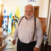 Coalitie op het spel: Jean-Marie Dedecker (LDD) dient motie van wantrouwen in door gebrek aan steun voor woontoren