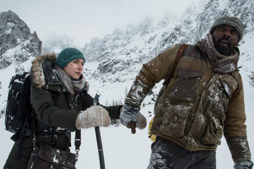 Idris Elba en Kate Winslet in intense trailer The Mountain Between Us