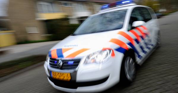 Goed gewerkt door de collega's!! Tweetal (17) rijdt zonder rijbewijs in auto door Breda, blijkt gestolen bij woninginbraak #diefstal #rijdenzonderrijbewijs #busted #polbrd ^JvA .