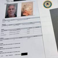 Ook Trump werd beschuldigd, maar net die lijst werd even offline gehaald: 5 vaststellingen over de Epstein-documenten