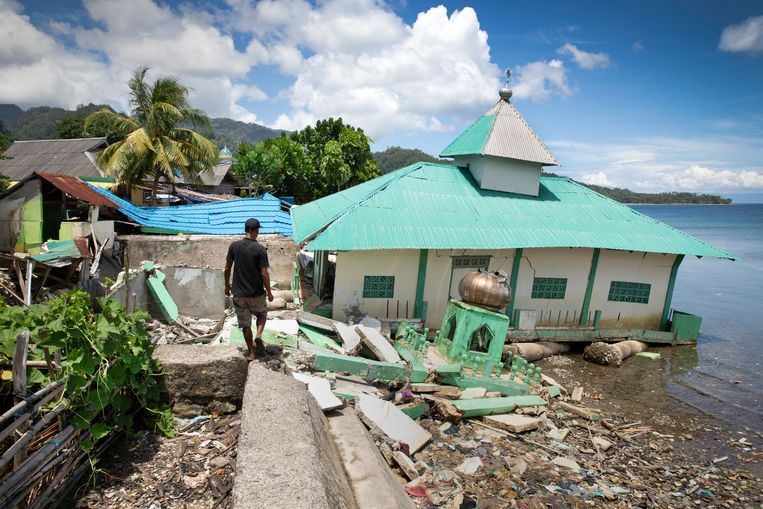 Dit gezin vertrok naar Indonesië om dromen waar te maken Dit gezin vertrok naar Indonesië om dromen waar te maken