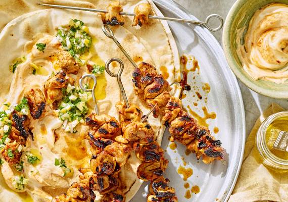 Pittige kipspiesjes met citroensalsa 