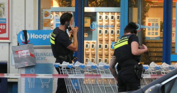 Gewapende overval op supermarkt in Veenendaal; dader slaat op de vlucht .