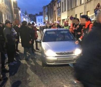 Politie stopt wagen bij optocht: bestuurder wilde Aalst ‘een lesje leren’